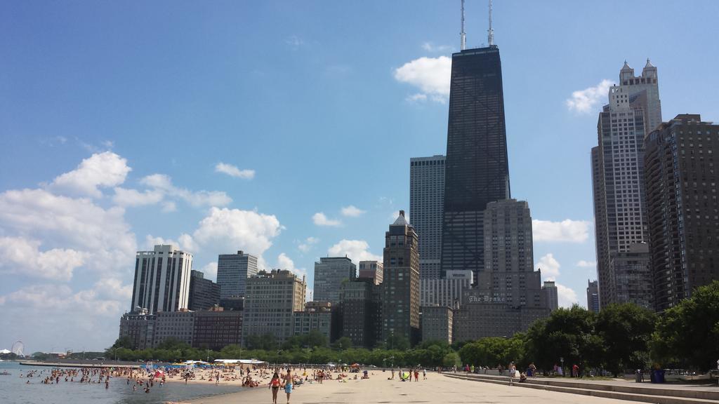 Dewitt Hotel And Suites Chicago Buitenkant foto