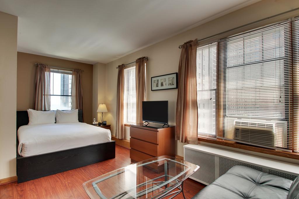 Dewitt Hotel And Suites Chicago Buitenkant foto