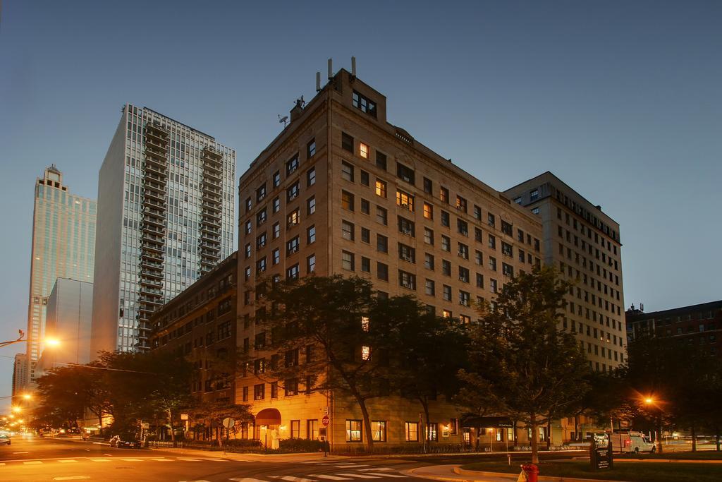 Dewitt Hotel And Suites Chicago Buitenkant foto