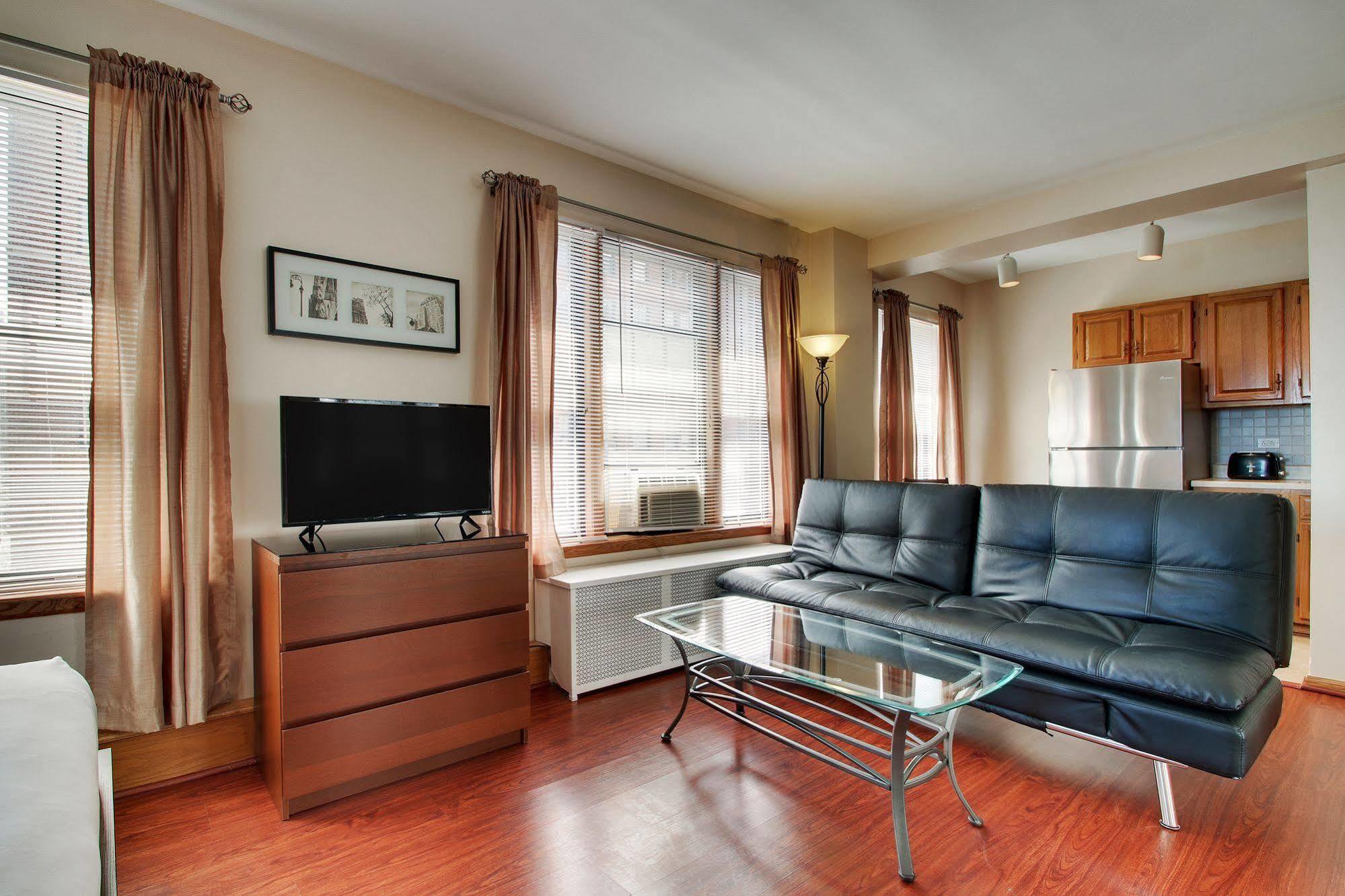Dewitt Hotel And Suites Chicago Buitenkant foto